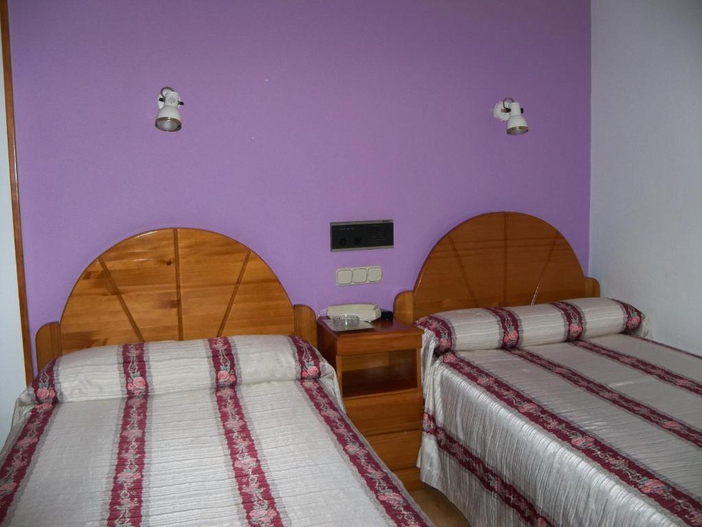Hostal Virgen Del Villar Laguna de Duero Kamer foto
